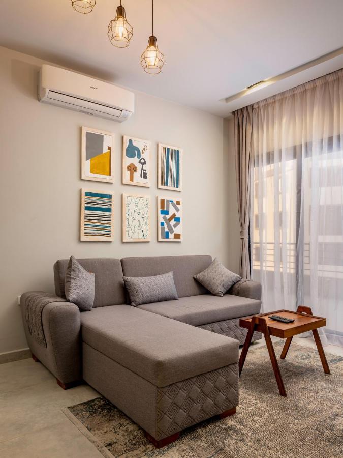 Travelholic Residence Golden Gates Kaherah Luaran gambar