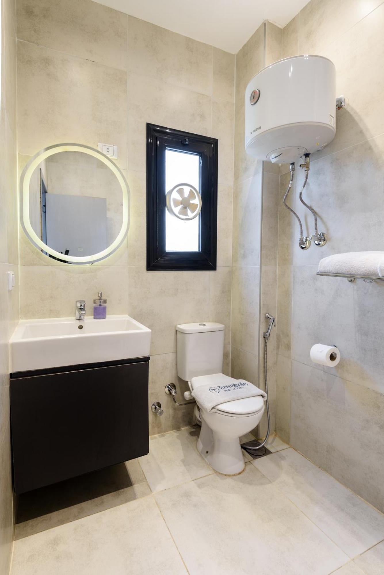 Travelholic Residence Golden Gates Kaherah Luaran gambar